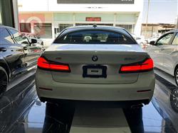 بی ئێم دەبڵیو سیریەس 5